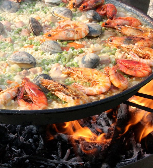 Spanish Fiesta - Tapas. Paella, BBQ und Co.